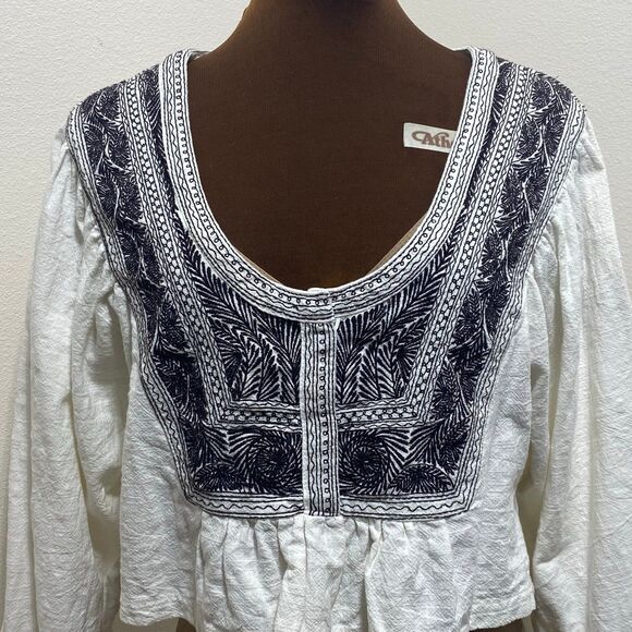 Free People Iggie Embroidered Cropped Blouse Ivory/ Black Bean Size Extra Small - Picture 2 of 10